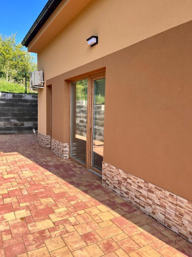 U Srubu Apartment Moravany  Exterior foto